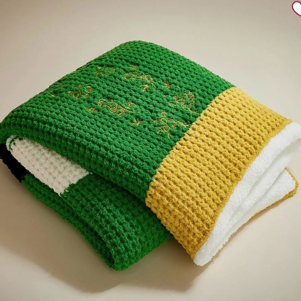RARE Pottery Barn Buddy The Elf Sherpa-Back Throw Christmas Blanket NEW
